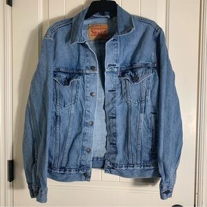 Levi's Men’s Denim Trucker Jacket Medium/Light Wash Size Medium